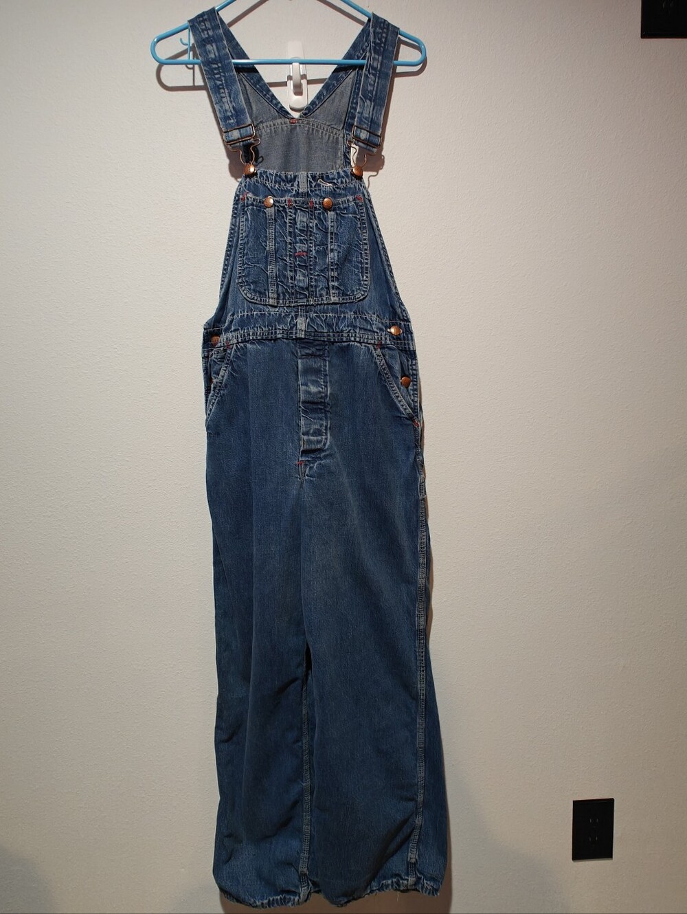 70s Montgomery Ward Overalls Mens Hip 30" Inseam 27" Rise 12" Distressed